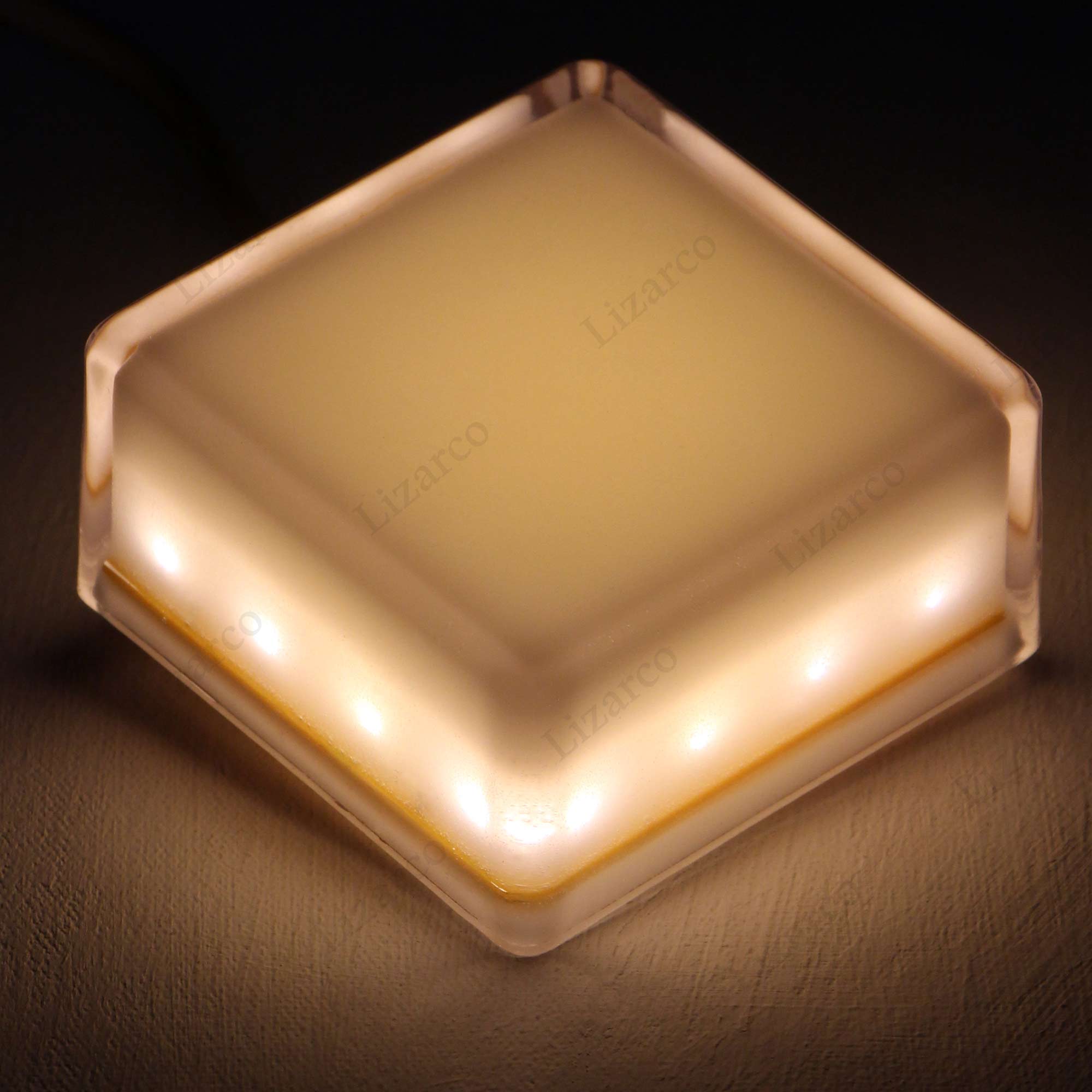 فروشگاه لیزارکو