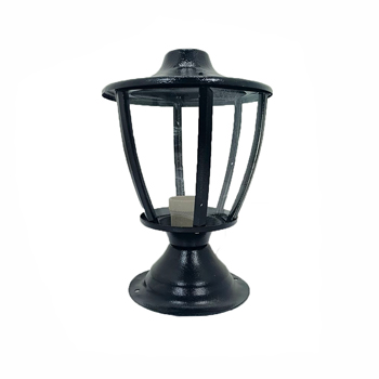 چراغ سردری حیاطی مشکی مدل کلاسیک